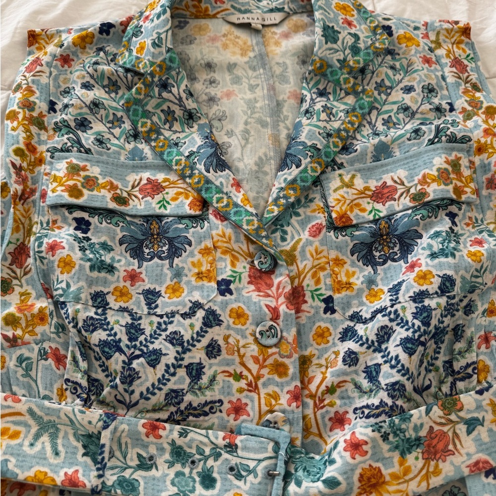 Ranna Gill Floral Belted Sleeveless Romper in Aqua Blue, Yellow & Green - Picture 11 of 14